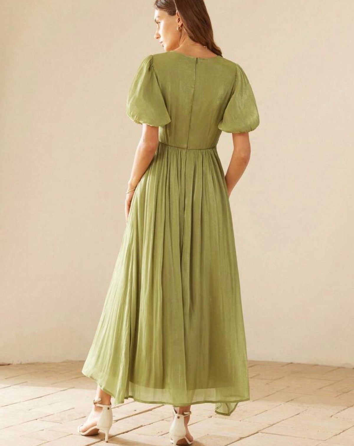 Shiny Flared Short Sleeve Dress