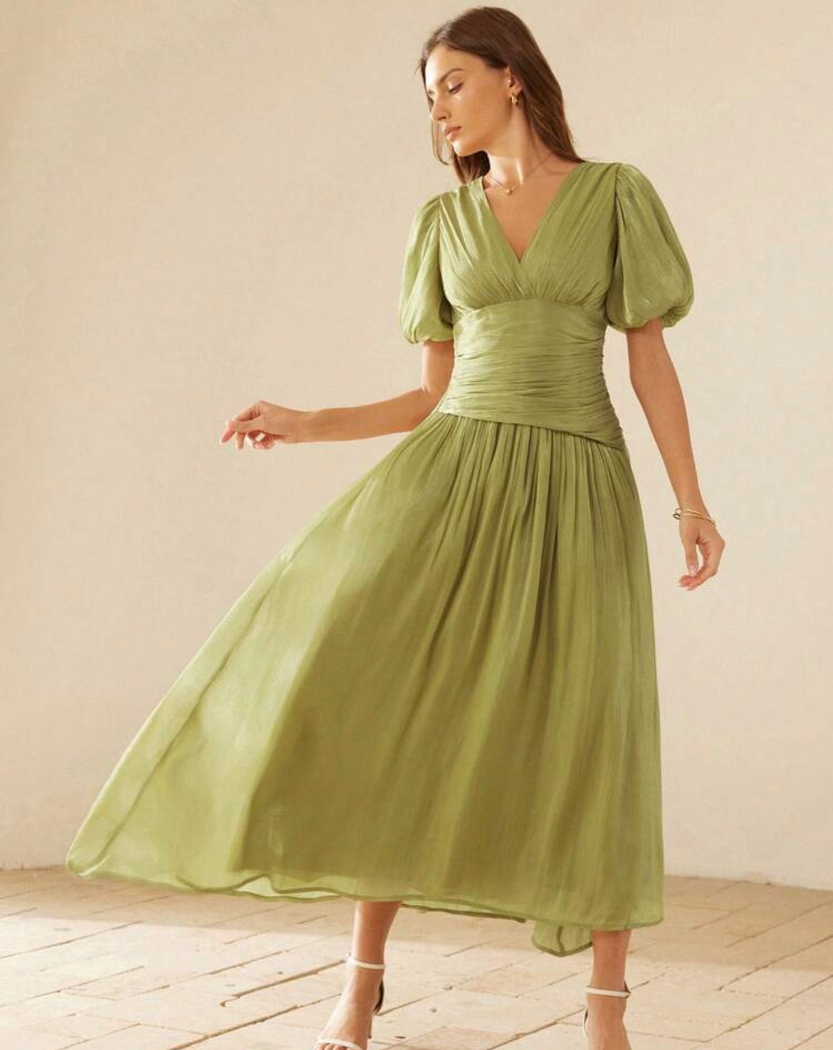 Shiny Flared Short Sleeve Dress